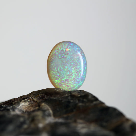 Coober Pedy Unset White Opal (#1037)
