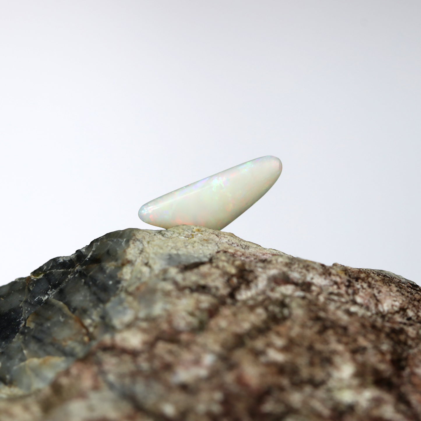 Coober Pedy White Unset Opal 2.2ct (#1062)