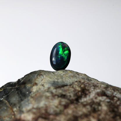 Lightning Ridge Black Unset Opal 0.85ct (#1075)