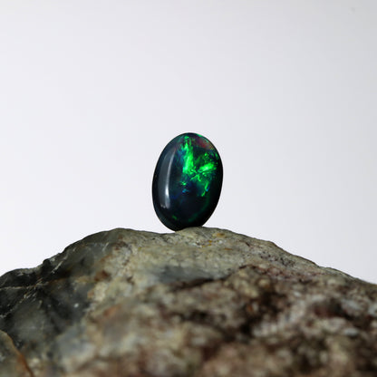 Lightning Ridge Black Unset Opal 0.85ct (#1075)