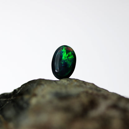 Lightning Ridge Black Unset Opal 0.85ct (#1075)